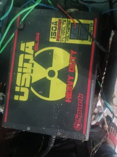 Vendo fonte usina de 150 perfeita