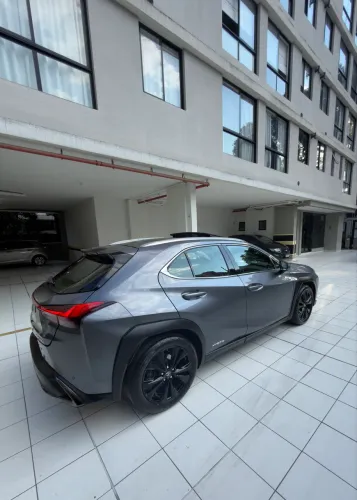 Lexus UX-250H F-sport 2.0 16V Aut.(hybrid) 2019