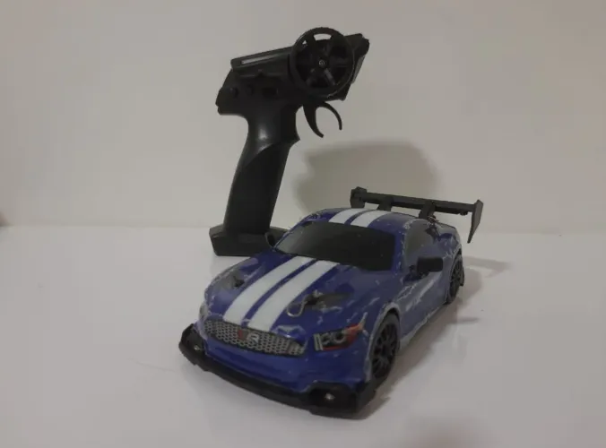 Carrinho de controle remoto de drift