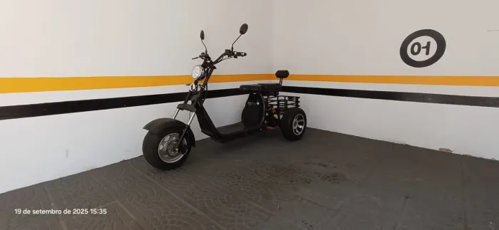 Triciclo scooter
