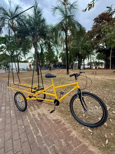 Triciclo publicitário banner
