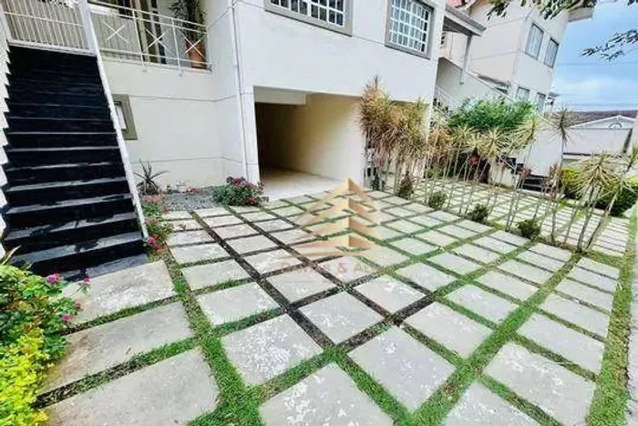 Condominio Reserva das Flores, 3 dormitórios, sendo 1 suíte 200 m² por R$ 1.700.000 - Pont