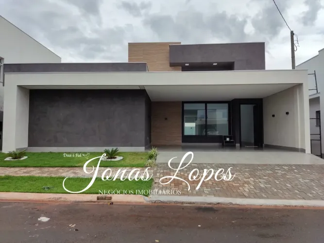 Casa Térrea no Condomínio Residencial Green Park Jardim Paraíso - Maringá - Paraná