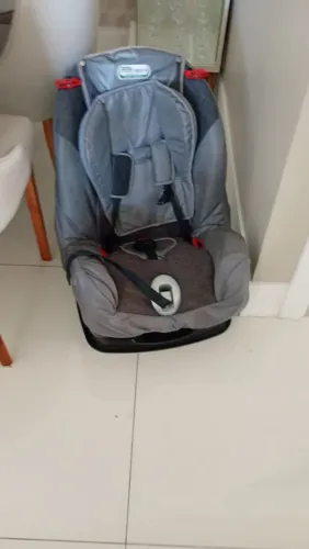 Cadeirinha de bebê pra criança de 3 a 5 anos