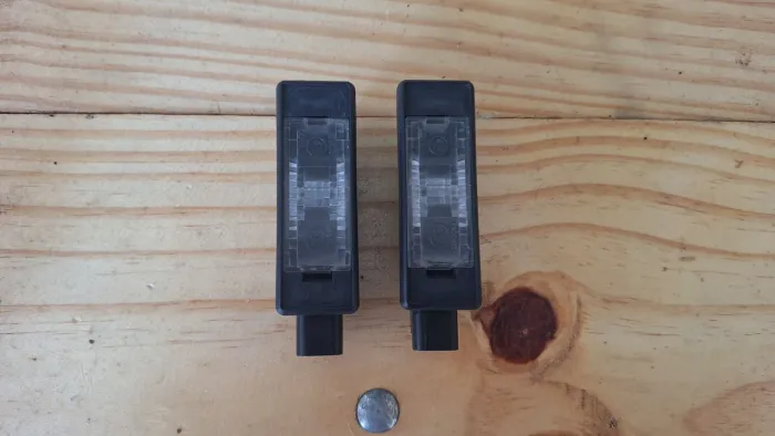 Lanterna luz de placa peugeot 208 2008 Original