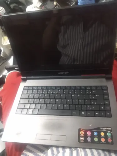 Carcaça notebook megaware meganote 4129