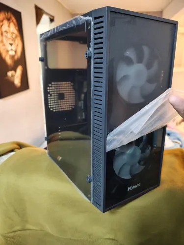Gabinete gamer novo