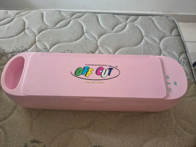 Plotter de recorte Off cut modelo OFF-P3 rosa