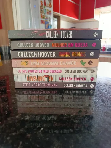 Combo livros da Collen Hoover (venda)