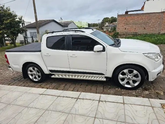 Chevrolet S10 Pick-up LT 2.8 TDI 4X2 CD Diesel 2013