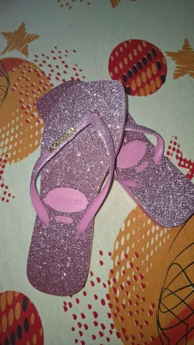 Havaiana brilhosa