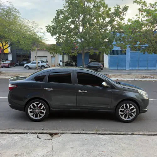 Fiat Grand Siena Attrac. 1.4 EVO F.flex 8V 2015