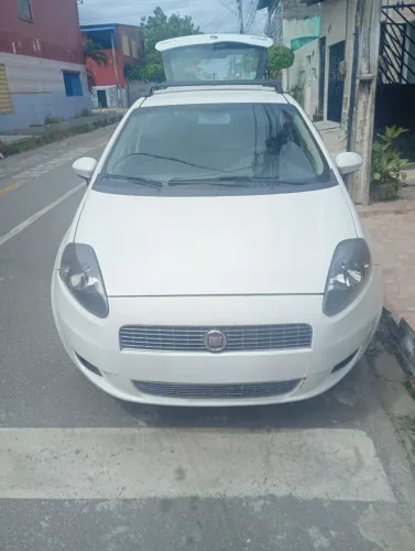 Fiat Punto Attractive 1.4 Fire Flex 8V 5P 2012