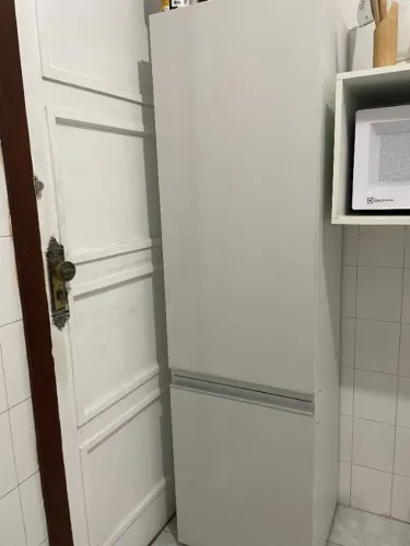 Armário de cozinha móvel