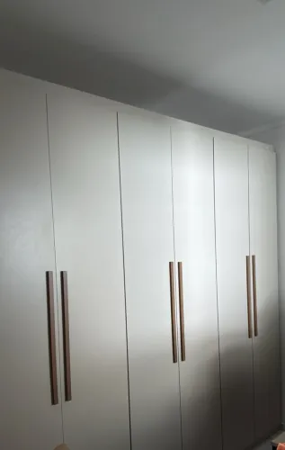 Guarda-Roupa Casal Bartira Genova 6 Portas