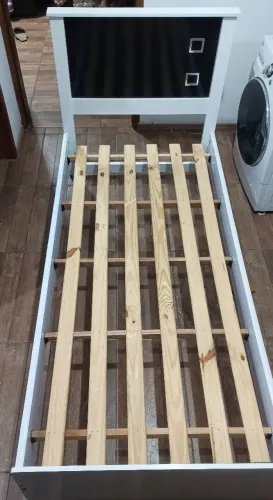 Cama Solteiro Nova