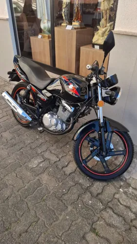 Suzuki gsr 150i