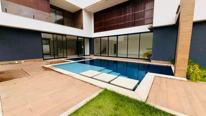 CONDOMÍNIO ALPHAVILLE 2 | 592m² | 4 SUÍTES