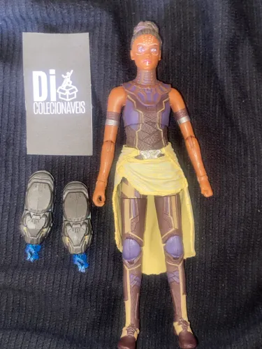 Marvel Legends Shuri MCU Legacy Collection