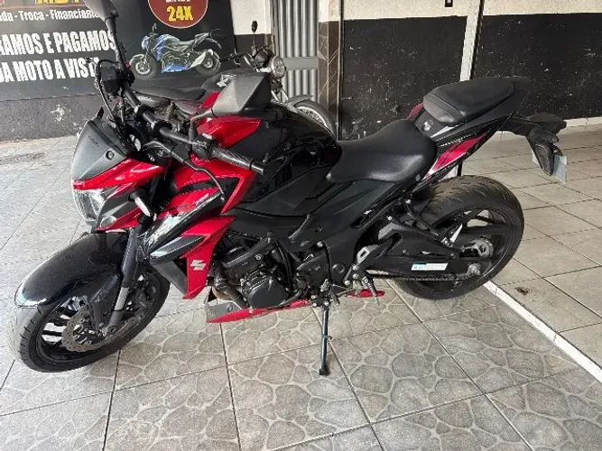 Suzuki gsx-s 750