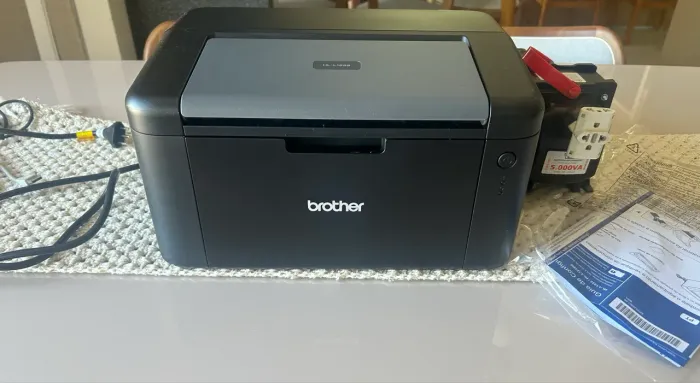 Impressora Brother HL-L122 (127v)+ transformador 220v Modelo: Brother HL-L122 