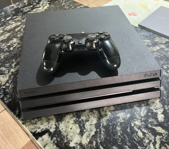 PS4 PRO 1TB