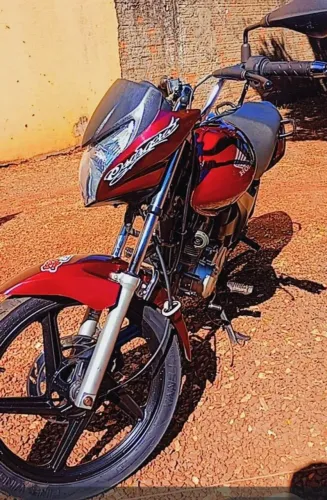 Moto em ótimo estado de conservação