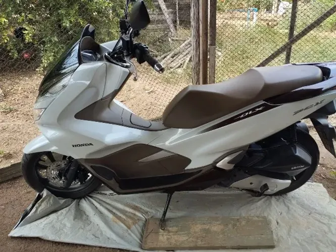 Vendo PCX ANO 2021 com 6.000 km rodados