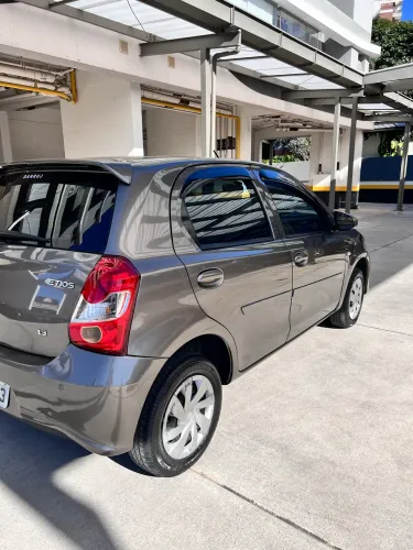 Toyota Etios X 1.3 Flex 16V 5P Aut. 2020