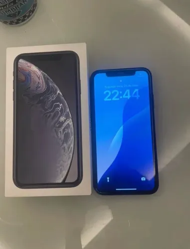 iPhone XR 64gb preto