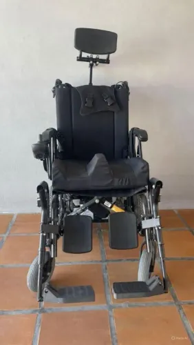 Cadeira de Rodas