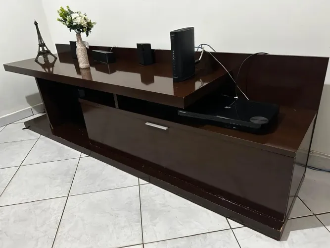 Rack em MDF usado