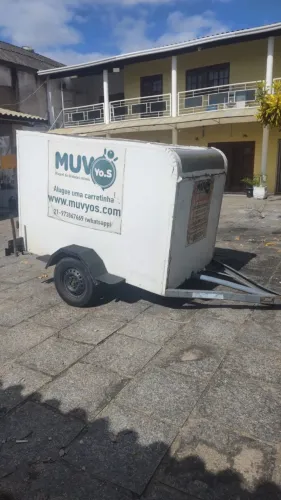 CARRETINHA EMPLACADA E EM DIA