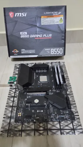 Kit upgrade AM4 Ryzen + 16GB DDR4 + Placa Mãe