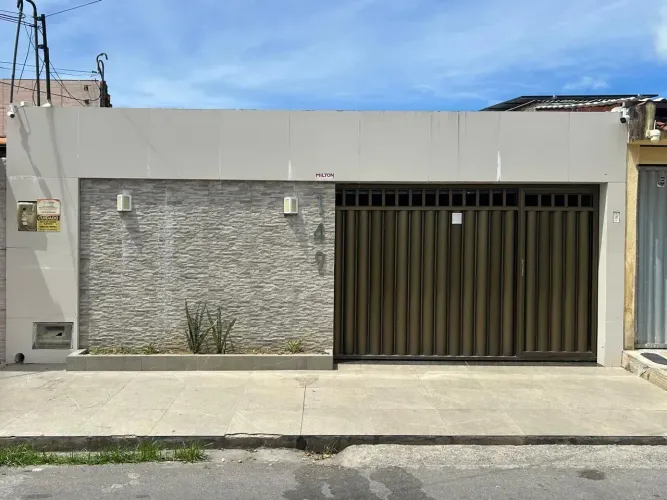 Linda casa no Prado em Maceió