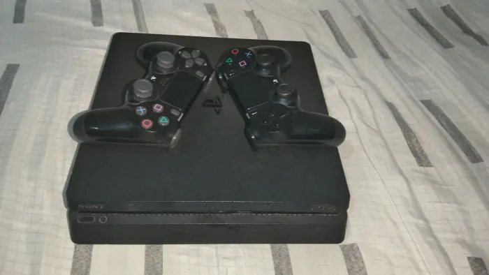 Ps4 slim + fc26