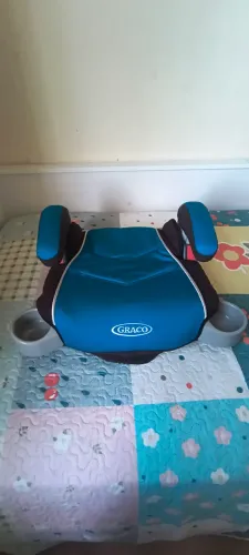 Acento infantil para carro
