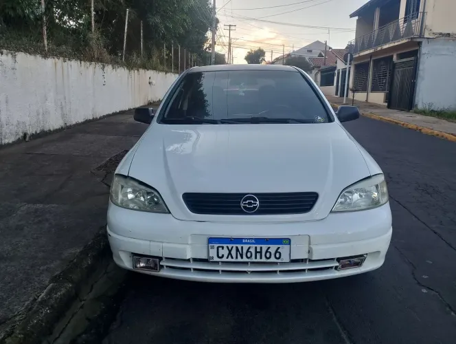Chevrolet Astra GL 1.8 MPFI 3P 1999