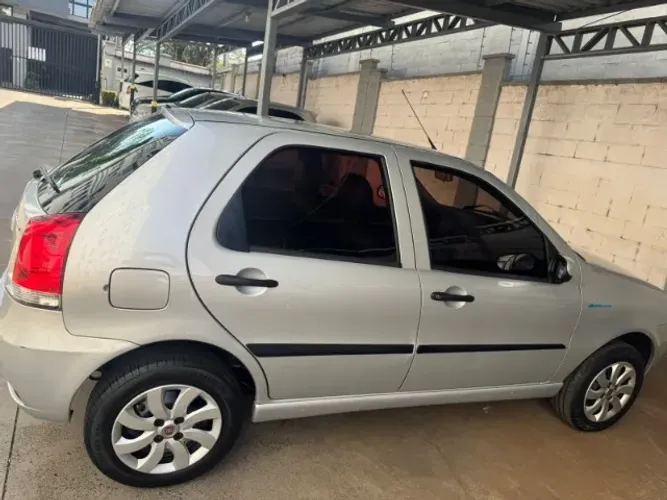 Fiat Palio 1.0 Economy Fire Flex 8V 4P 2010