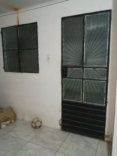 Vende-se portão e janela