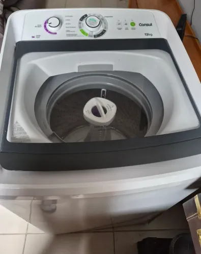 Vende-se máquina de lavar roupa 12kg da Consul