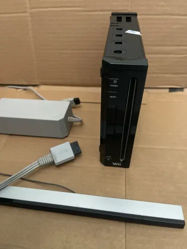 Nintendo Wii modelo RVL-001 ( sem controle )