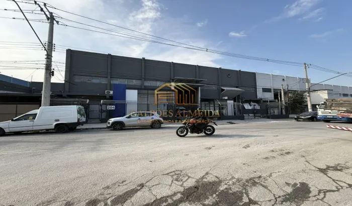 Pavilhão/Galpão para alugar no bairro Piratininga - Osasco/SP