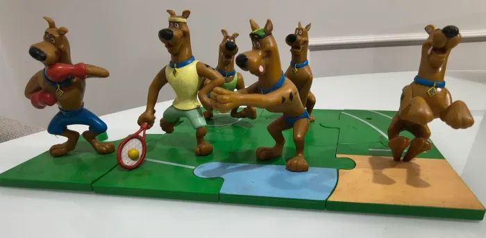 6 Bonecos Scooby doo esportistas olímpicos 