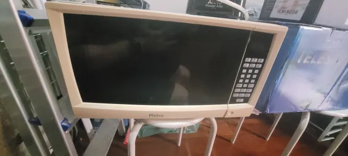 Micro-ondas Philco usado 20L