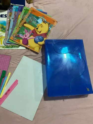 Kit de materiais para desenho, arquitetura e artesanato ? R$ 90