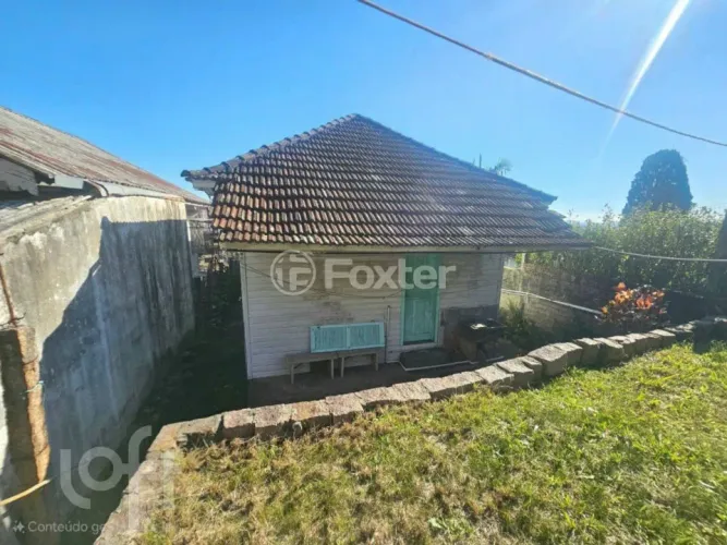 Casa à venda Rua Santiago Dantas, Cascata - Porto Alegre