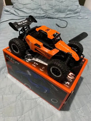Carrinho de Controle Remoto Novo