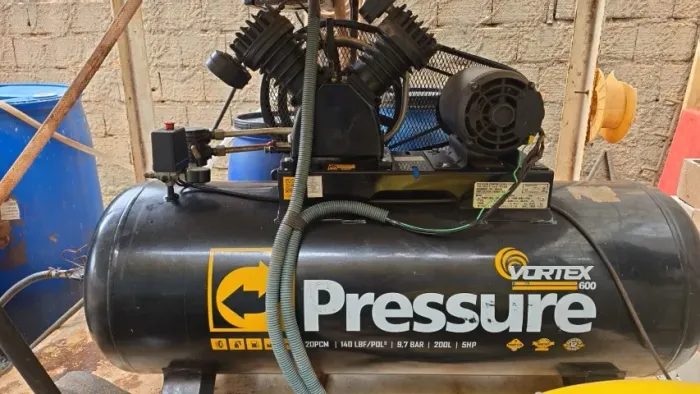 VENDO KIT COMPLETO PARA LAVA JATO PROFISSIONAL Equipamentos profissionais.