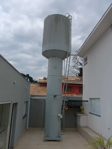 Caixa de água tipo taça